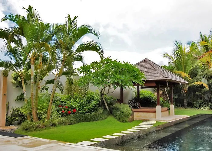 Sayang Estate Villa *