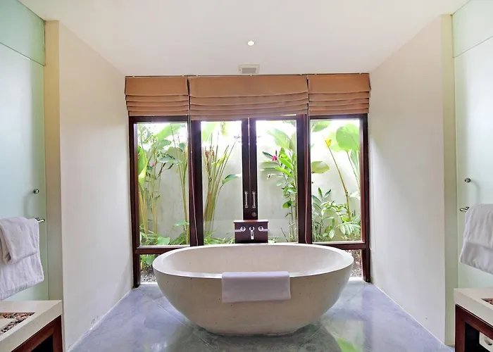 Villa Sayang Estate *