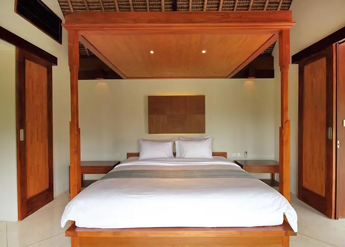 Villa Sayang Estate